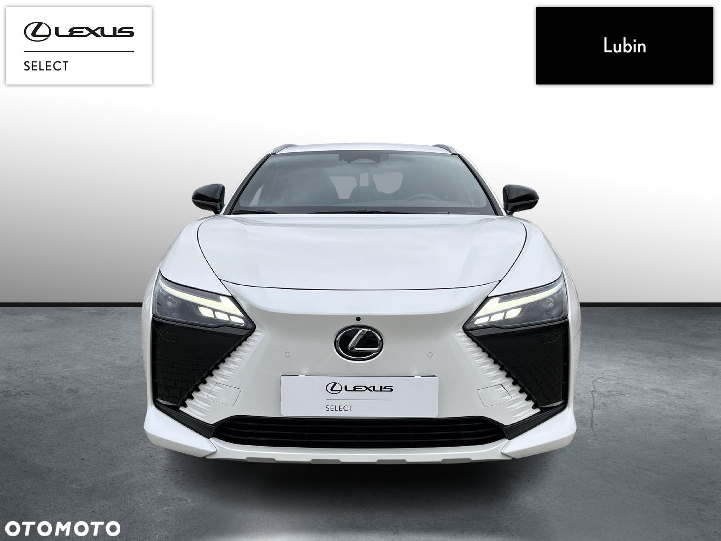 Lexus RZ - 8