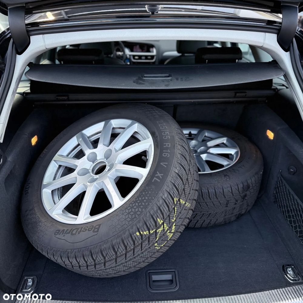 Audi A4 ver-2-0-tfsi-quattro-s-tronic-attraction - 16