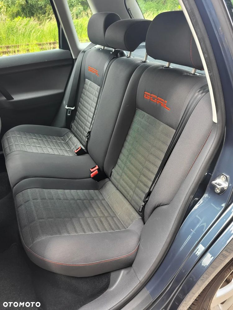 Volkswagen Polo - 32