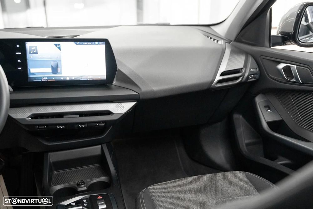 BMW 116 Standard - 15