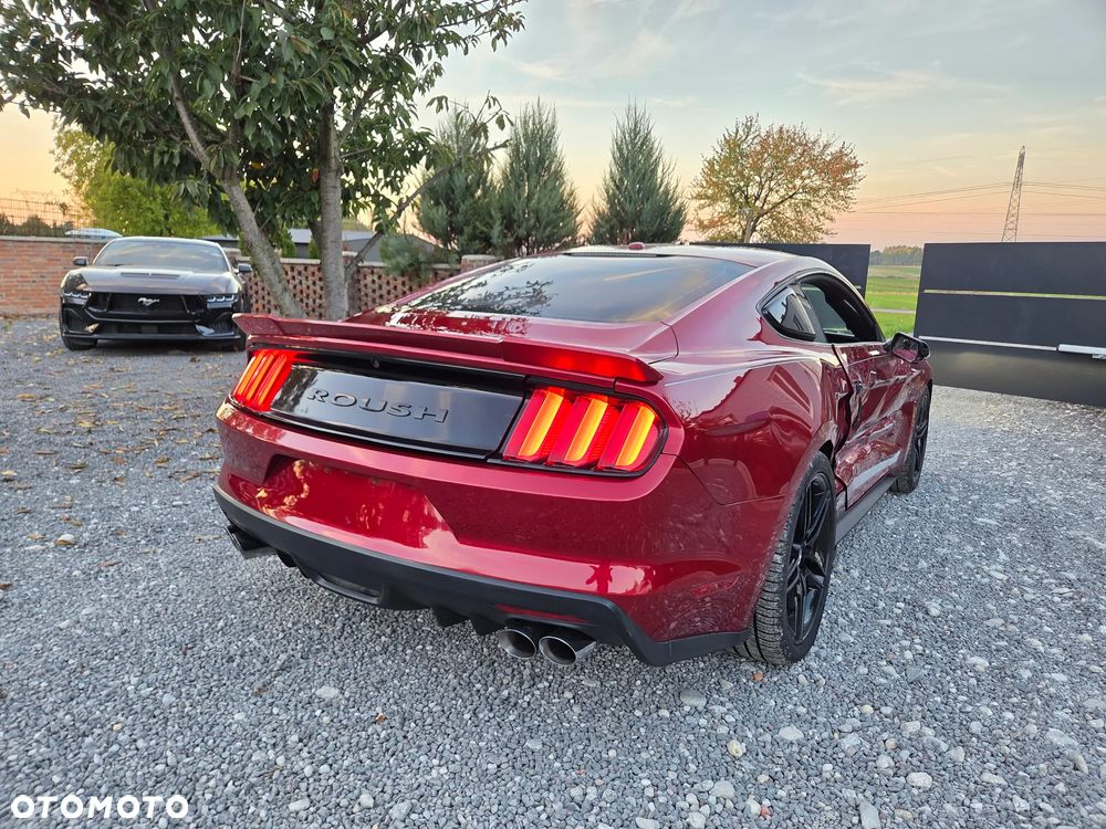 Ford Mustang 2.3 EcoBoost - 33