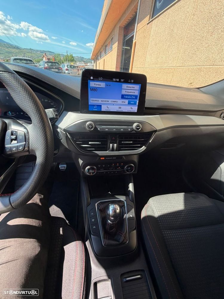 Ford Focus 1.0 EcoBoost MHEV Active - 8