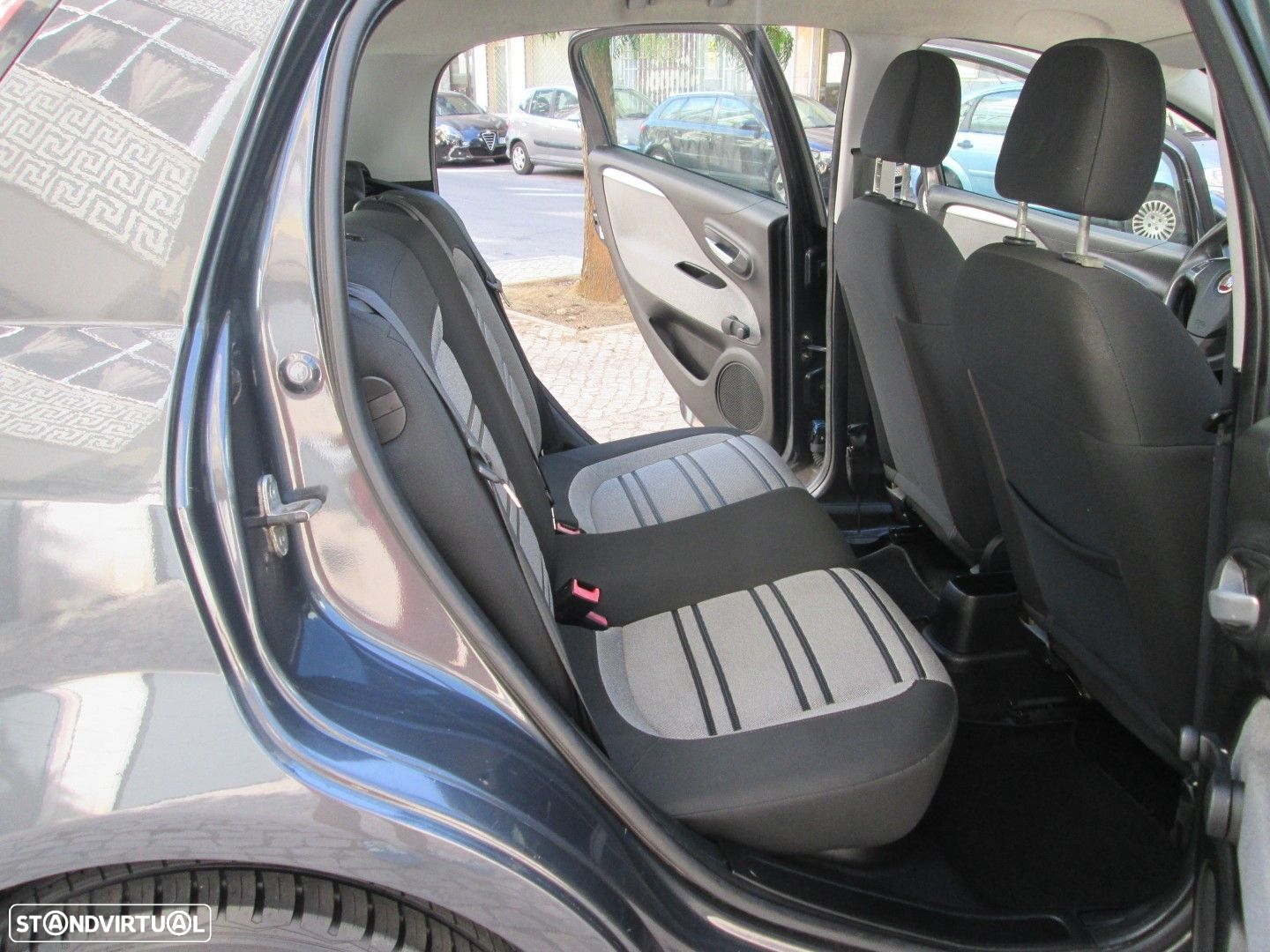 Fiat Punto - 12
