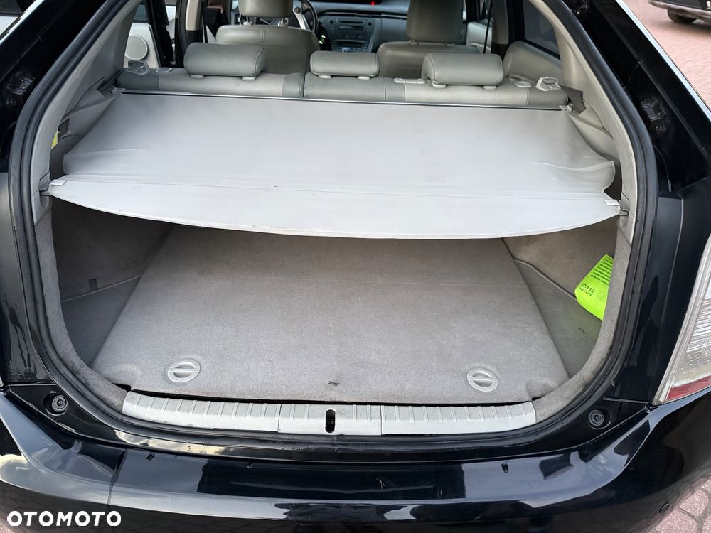Toyota Prius - 7