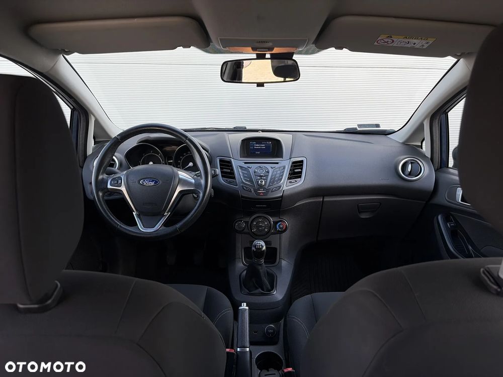 Ford Fiesta 1.5 TDCi Titanium EU6 - 32