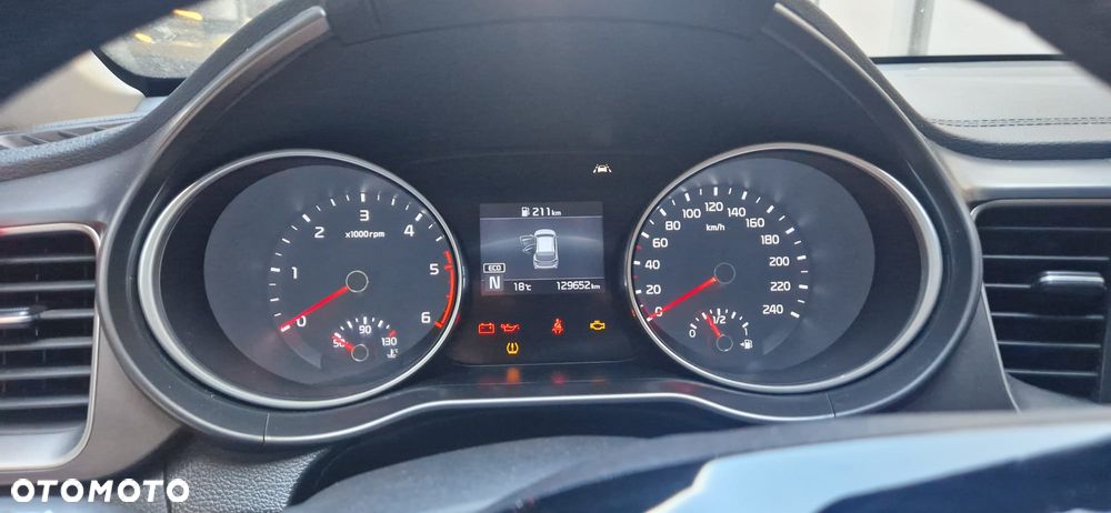 Kia Ceed - 6