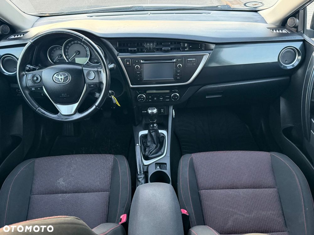 Toyota Auris 1.4 D-4D Life Plus - 15