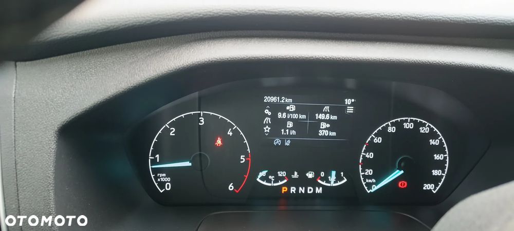 Ford Tourneo Custom - 6