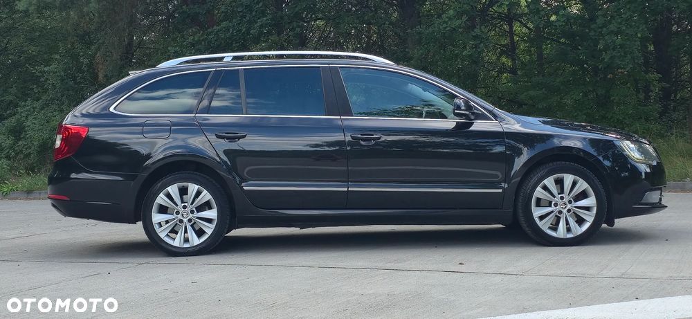 Skoda Superb 2.0 TDI DSG Elegance - 11