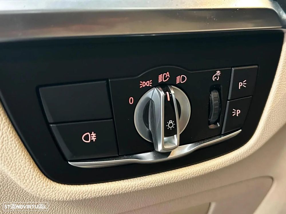 BMW X3 30 e xDrive Line Luxury - 28