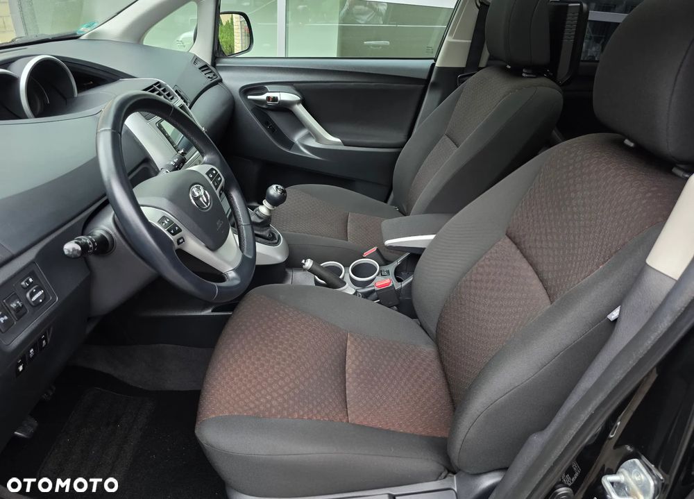 Toyota Verso 1.8 5-Sitzer Executive - 17