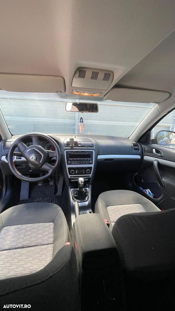 Skoda Octavia - 7