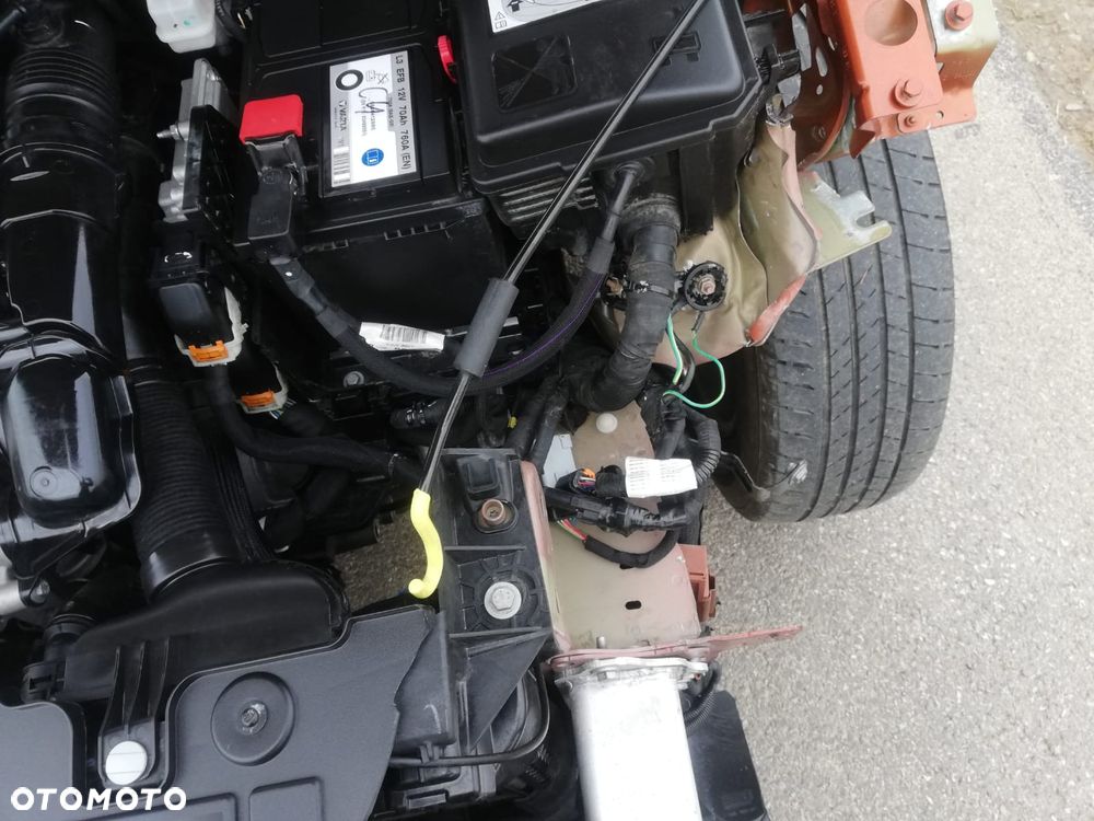 Citroën C4 PureTech 100 Stop&Start FEEL - 7