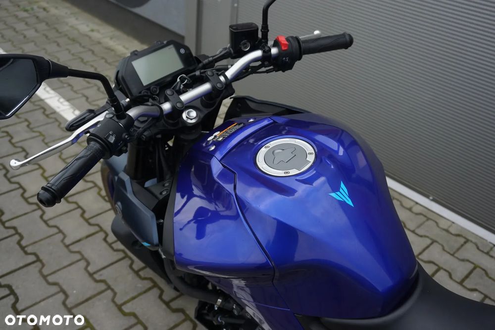 Yamaha MT - 18