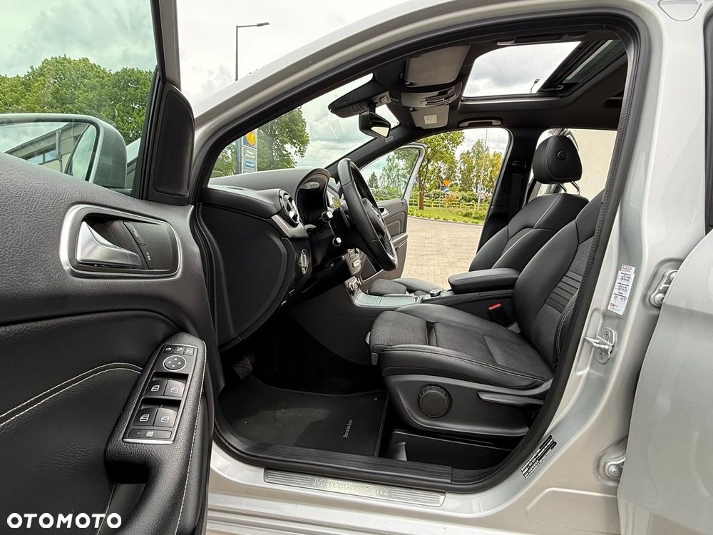 Mercedes-Benz Klasa B 180 (CDI) d 7G-DCT AMG Line - 31