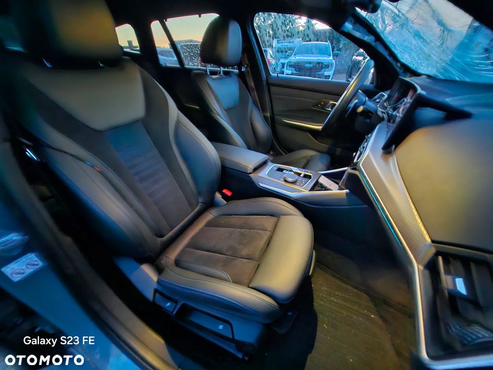 BMW Seria 3 320e xDrive M Sport - 20