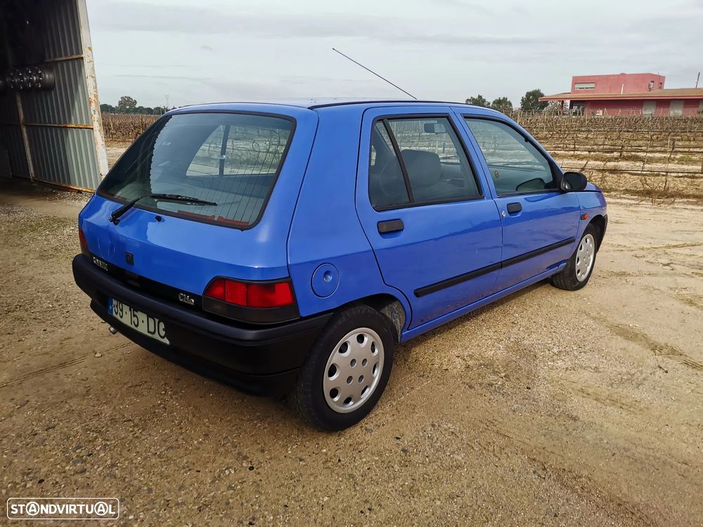 Renault Clio 1.2 RN - 2