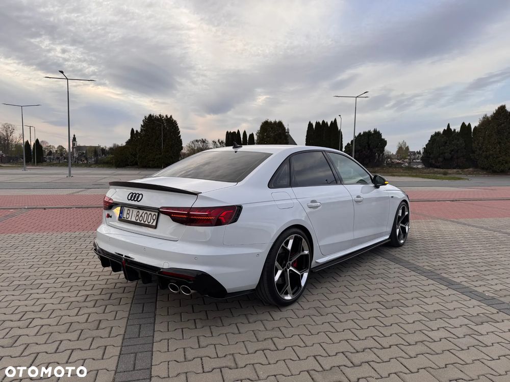 Audi S4 Limousine - 24