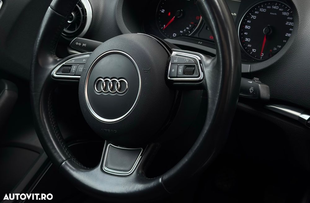 Audi A3 2.0 TDI ack (clean diesel) Ambiente - 13