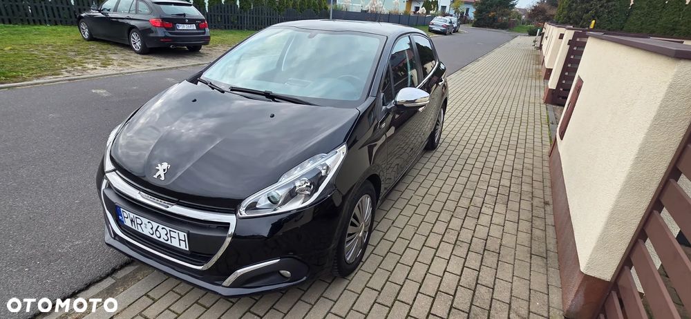 Peugeot 208 1.2 PureTech Allure - 1