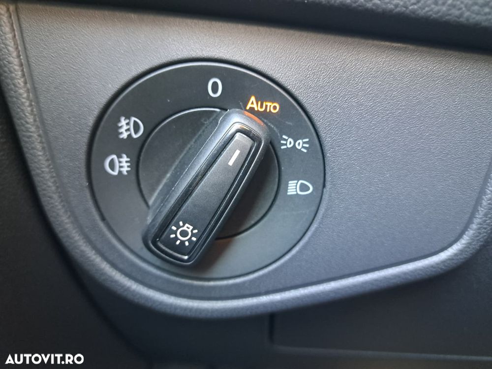 Volkswagen Taigo 1.5 TSI DSG Style - 15