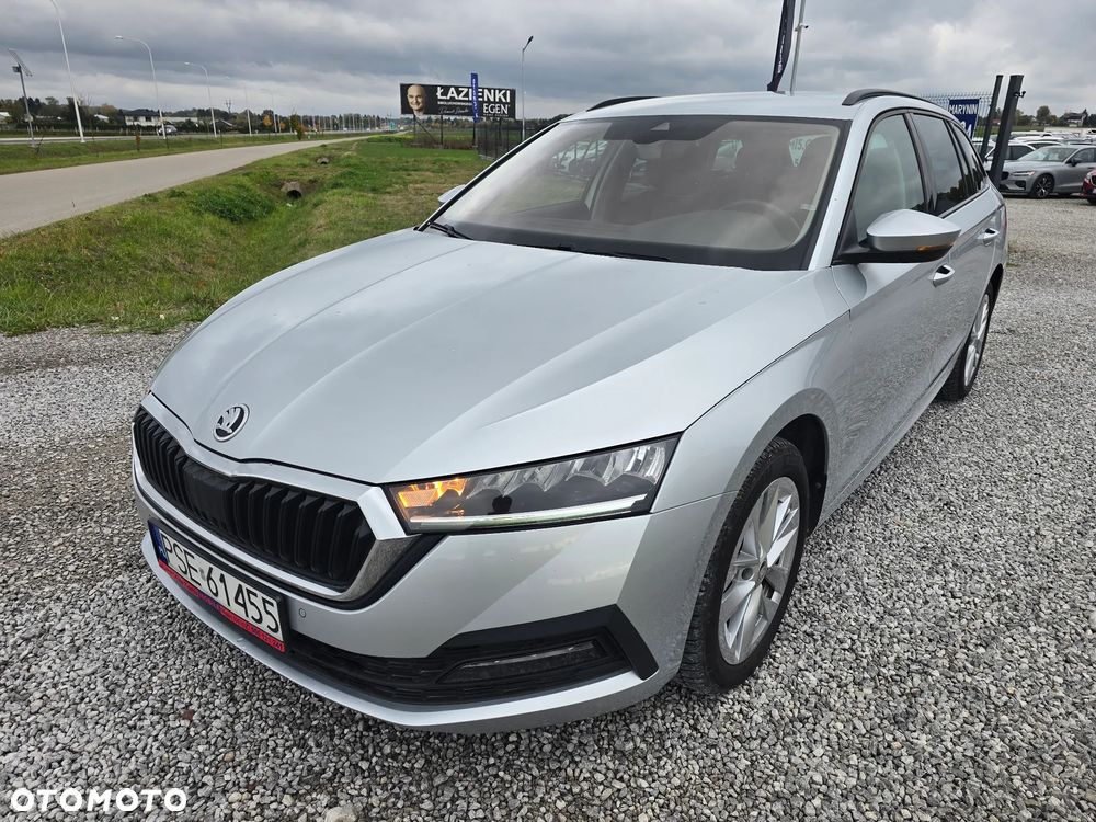 Skoda Octavia - 2