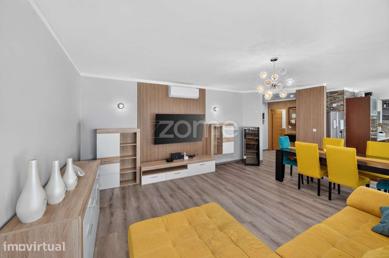 Arrendamento Apartamento T3 Urbanização Neudel - Amadora - Grande imagem: 4/51