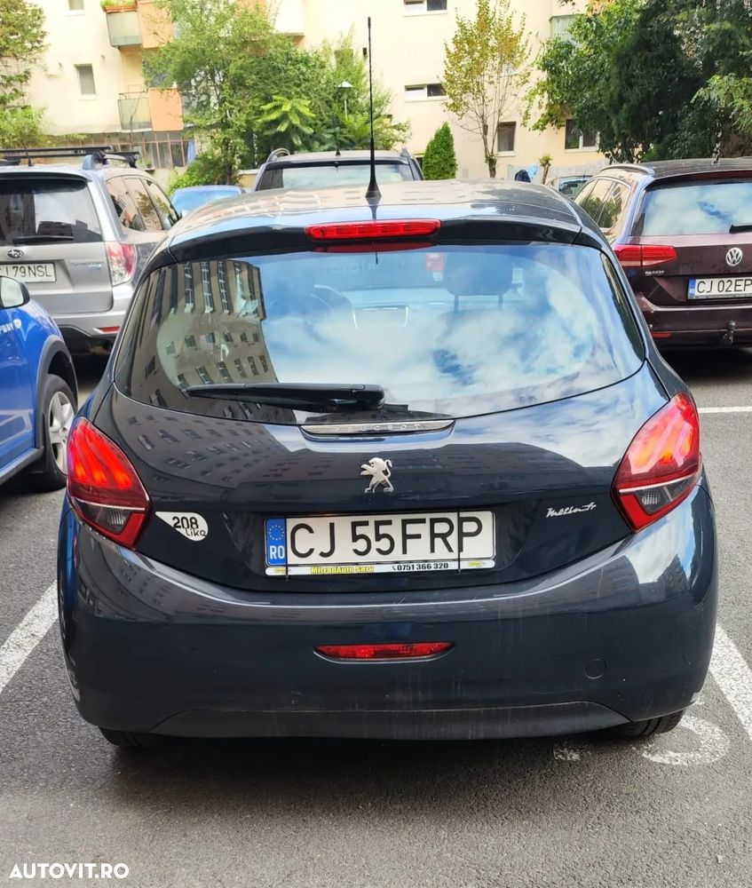 Peugeot 208 - 7