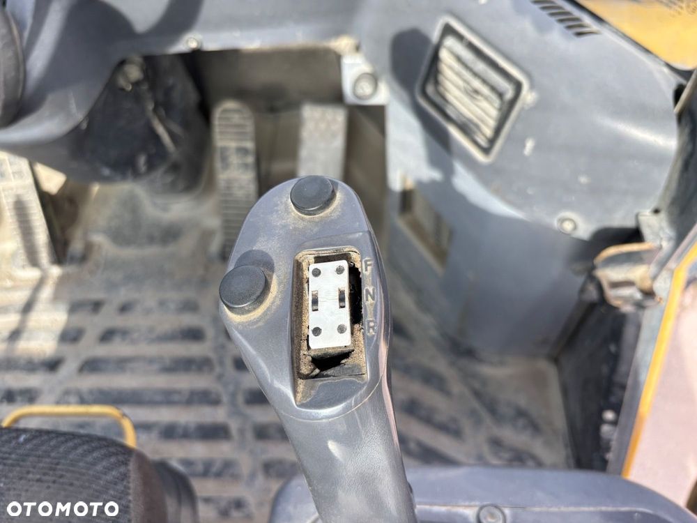 Komatsu Wa 250-5H - 15