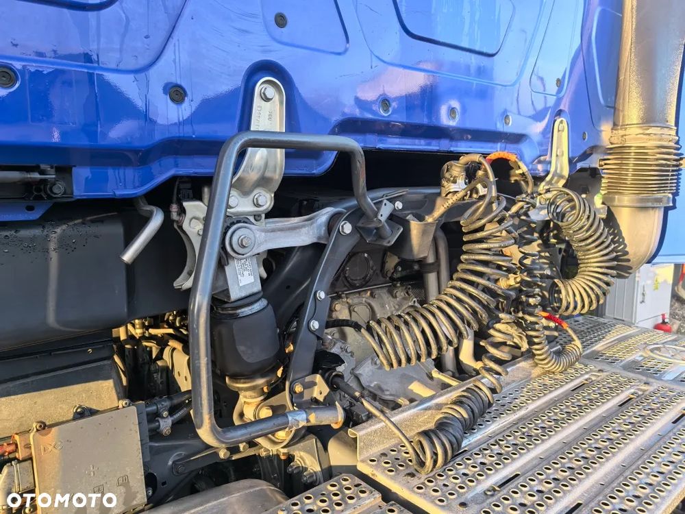 Mercedes-Benz Actros 1845 LS * GigaSpace * Bi-Xenon * MirrorCam * Klima postojowa * Zbiorniki 1250l * - 11