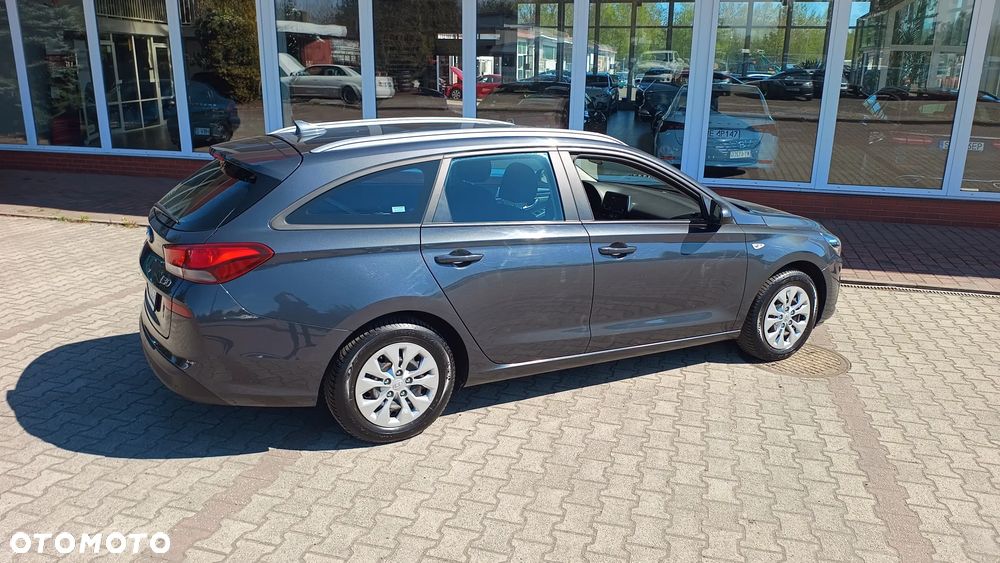 Hyundai i30 1.5 DPI Comfort - 17