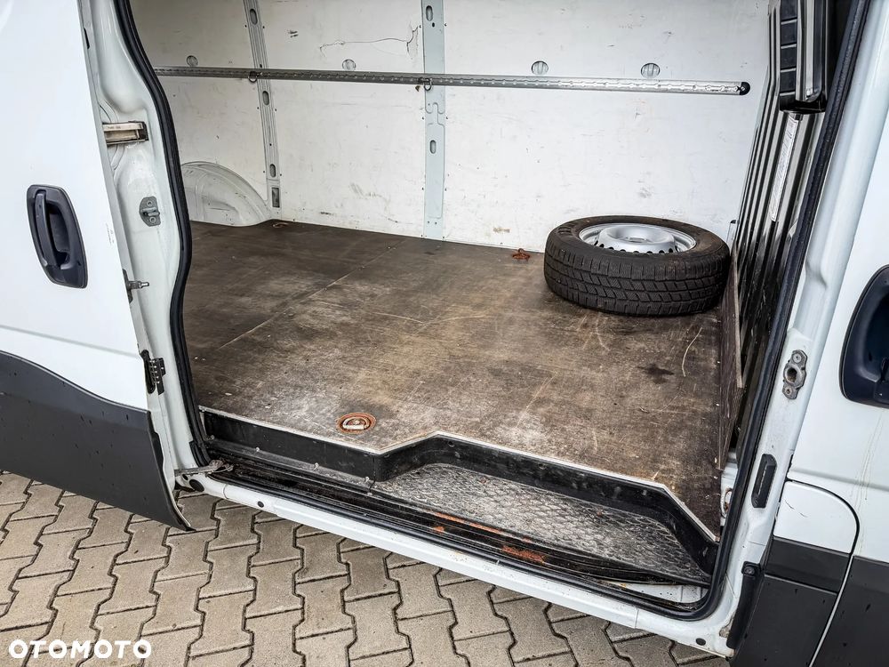 Iveco 35S16V FURGON L4H2 - 10
