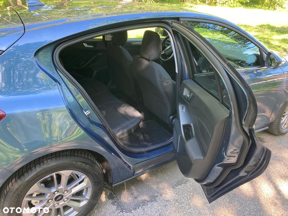 Ford Focus 1.0 EcoBoost Titanium X - 17