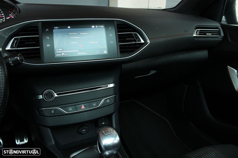 Peugeot 308 SW 1.6 BlueHDi GT Line - 23