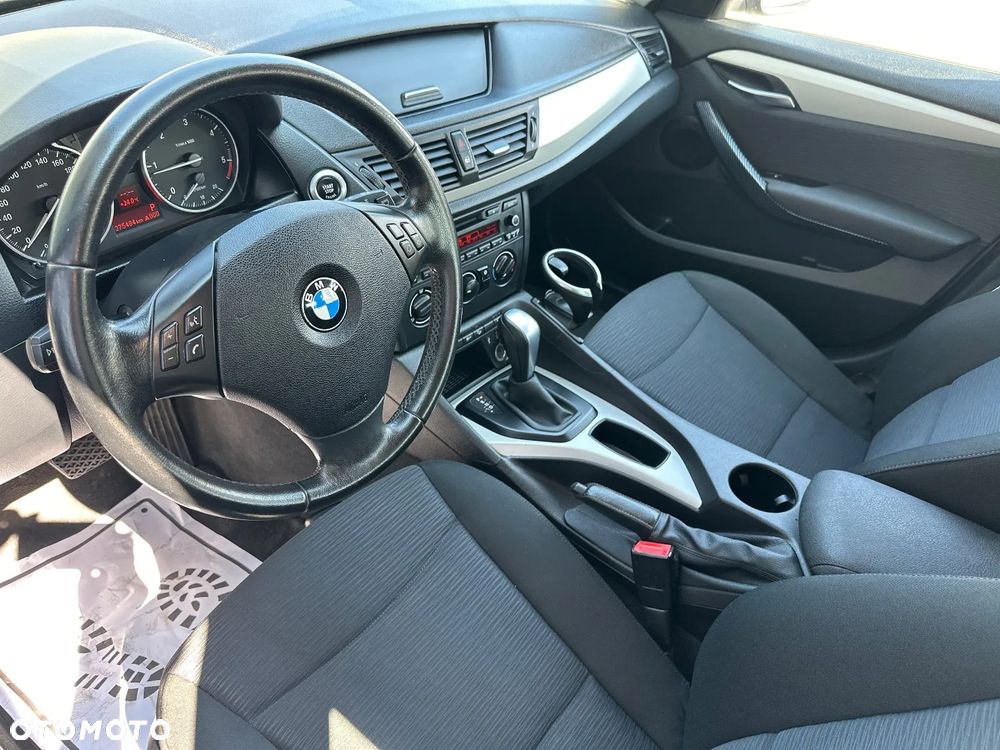 BMW X1 - 16