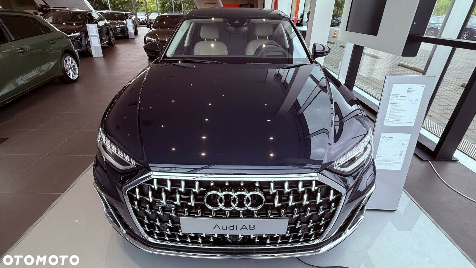 Audi A8 - 4