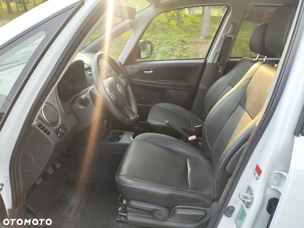 Fiat Sedici 1.6 16V 4x4 Luxury - 13