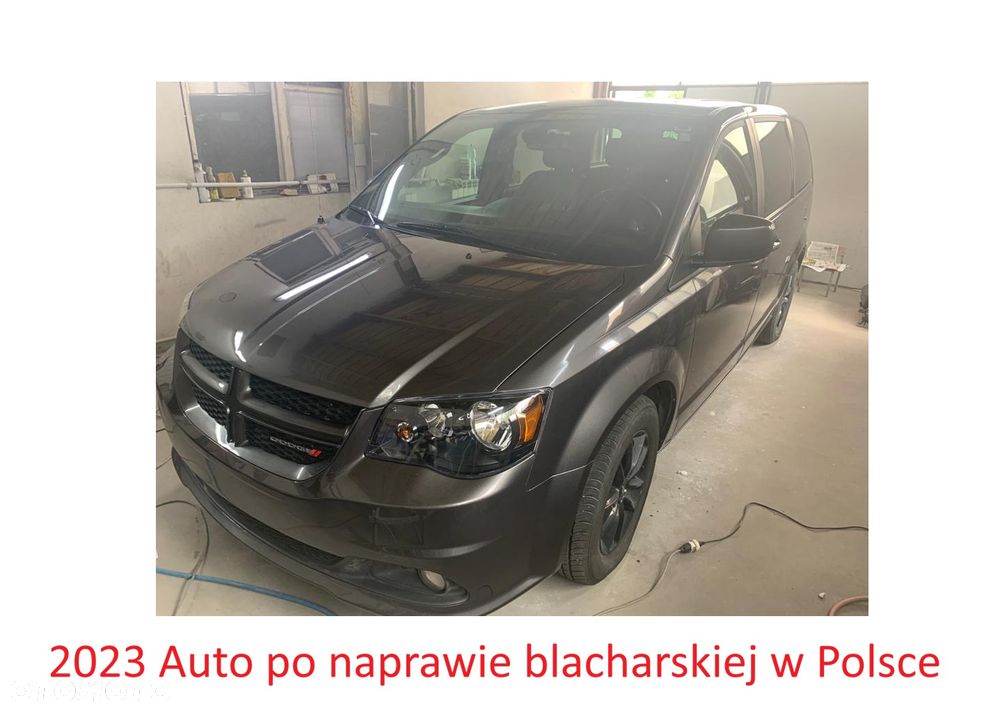 Dodge Grand Caravan 3.6 R/T - 25