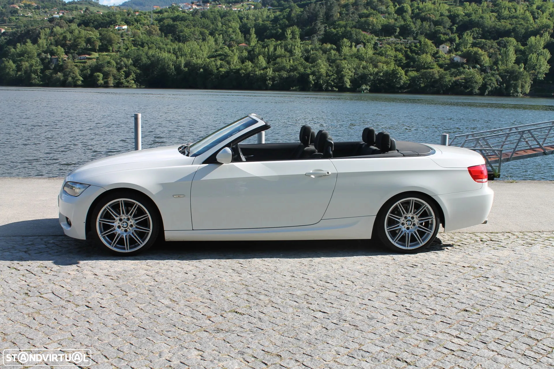 BMW 320 d Cabrio - 8