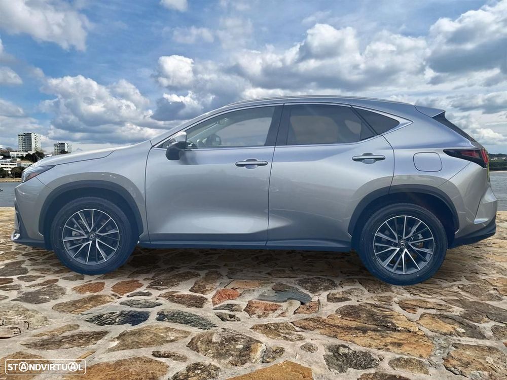 Lexus NX 450h+ - 8