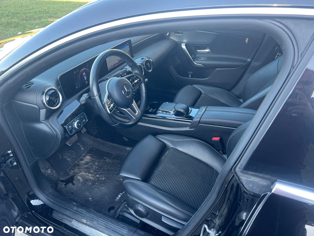 Mercedes-Benz CLA 180 7G-DCT Edition 2020 - 14