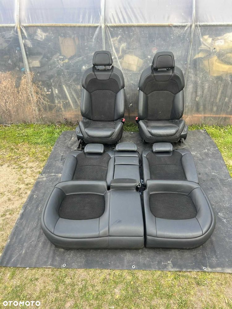 Fotele kanapa środek grzane elektryczne masaż półskóra Citroen C5 III X7 Sedan - 1