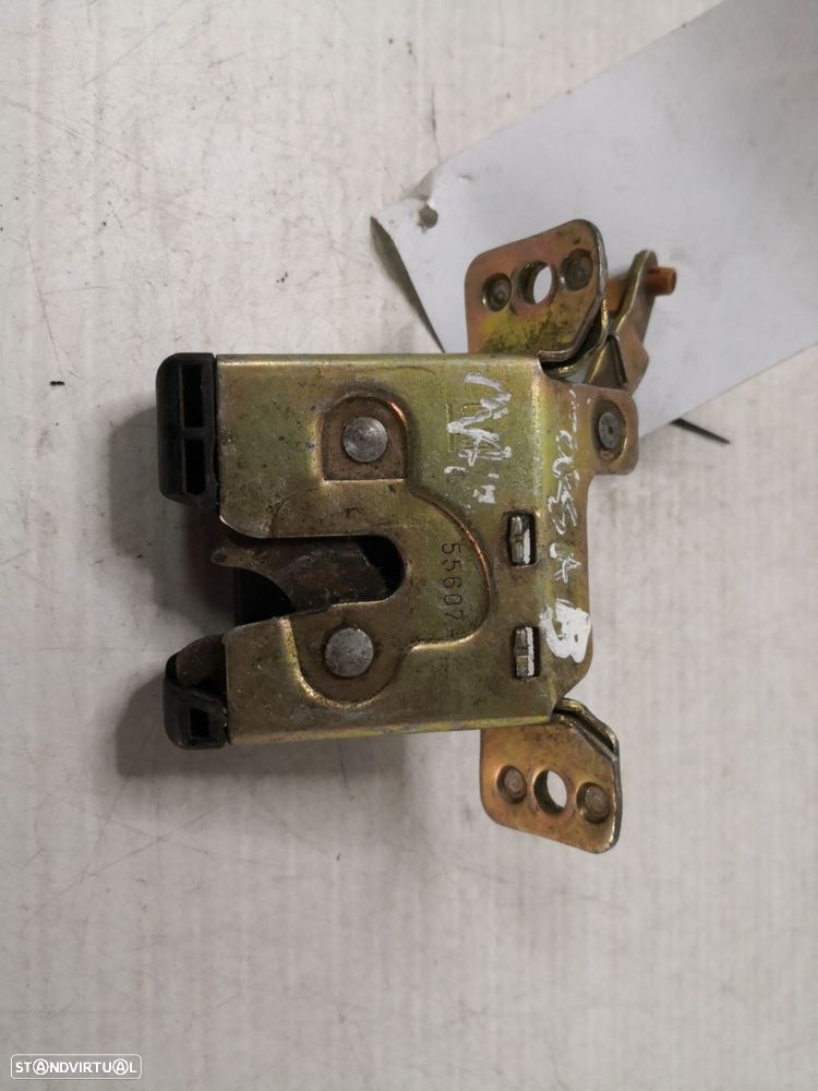 Fecho Da Mala Opel Corsa B (S93) - 1