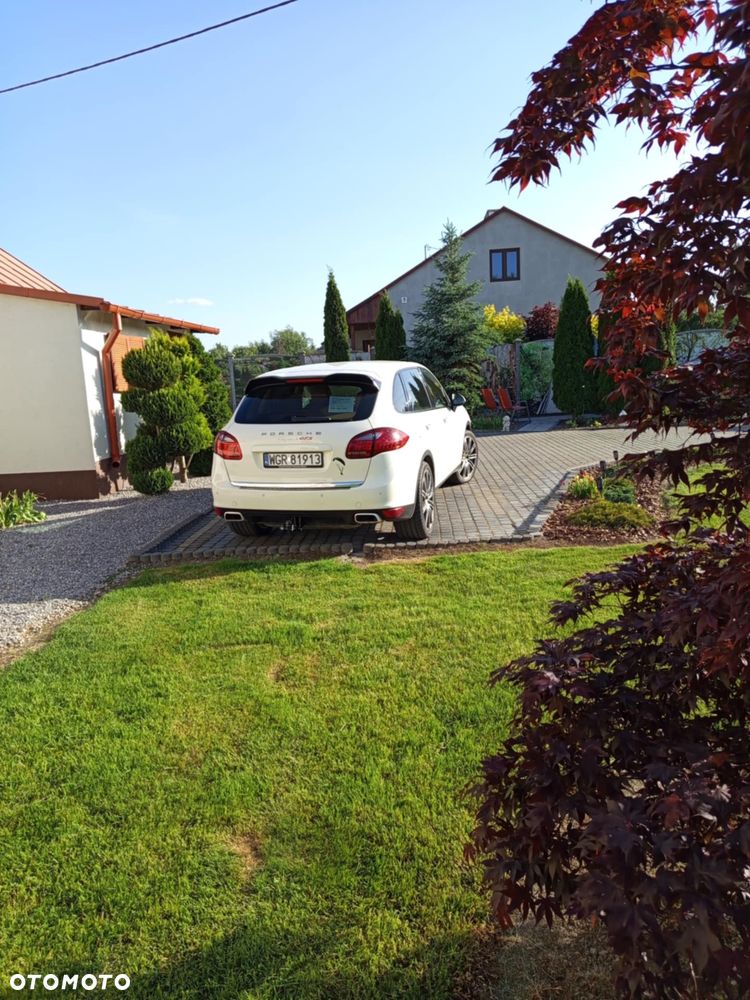 Porsche Cayenne - 5