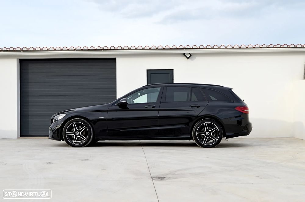 Mercedes-Benz C 220 d AMG Line - 4