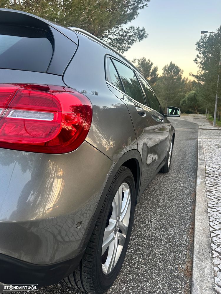 Mercedes-Benz GLA 180 (CDI) d Urban - 7