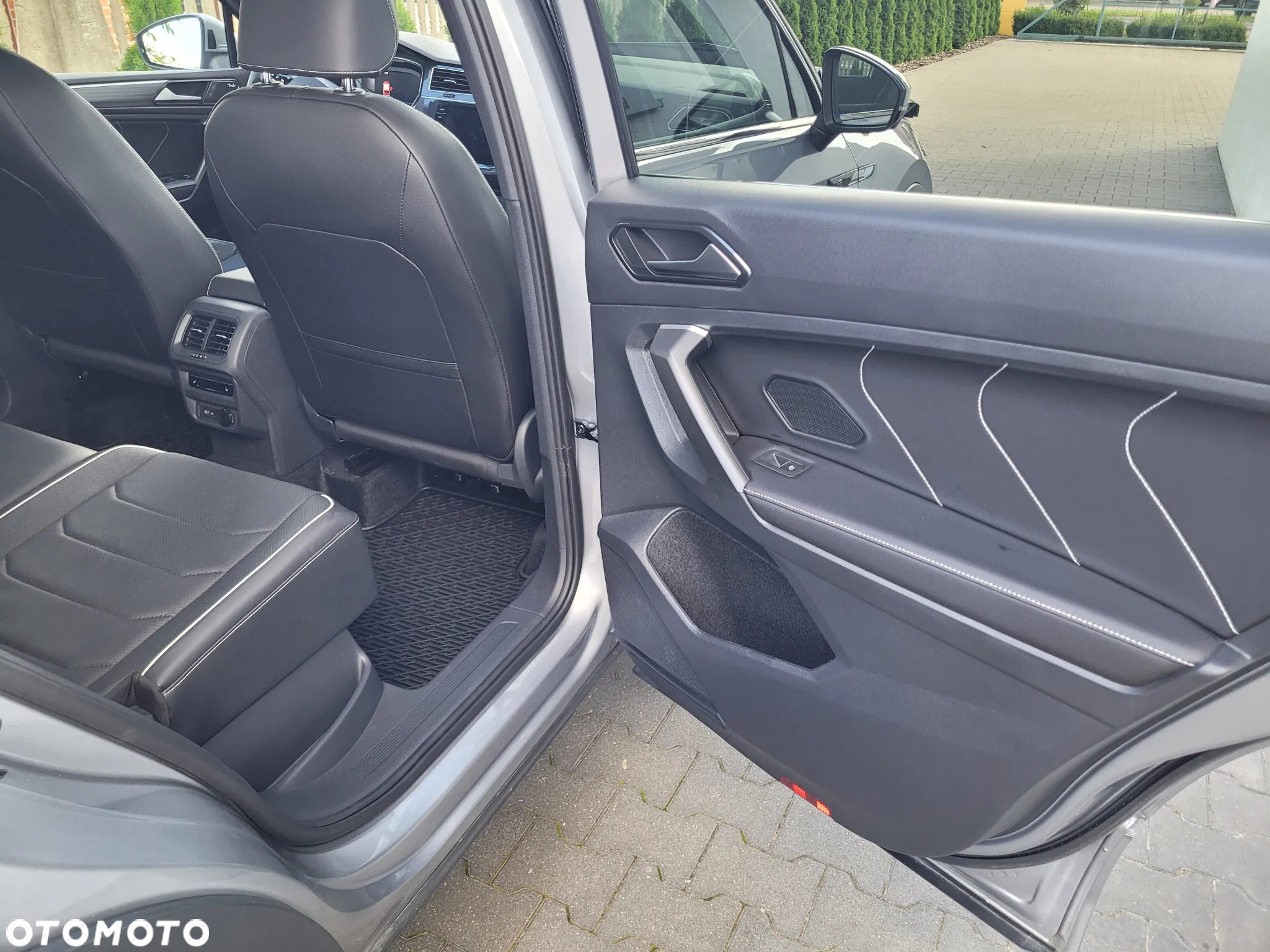 Volkswagen Tiguan 2.0 TSI 4Mot R-Line DSG - 19