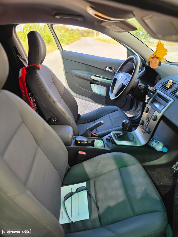 Volvo C30 1.6 D Nível 1 - 7