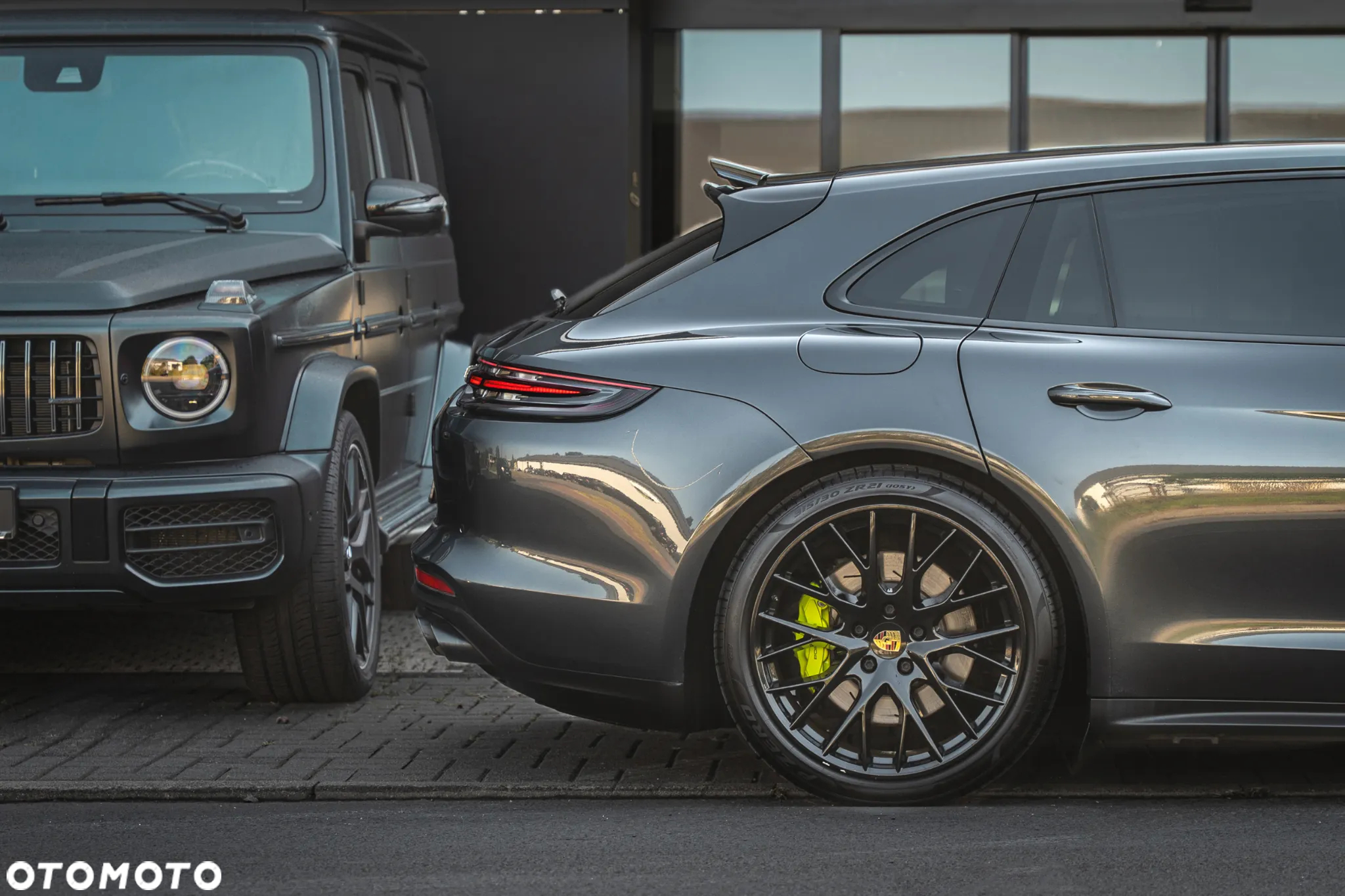 Porsche Panamera 4 e-Hybrid Sport Turismo - 12