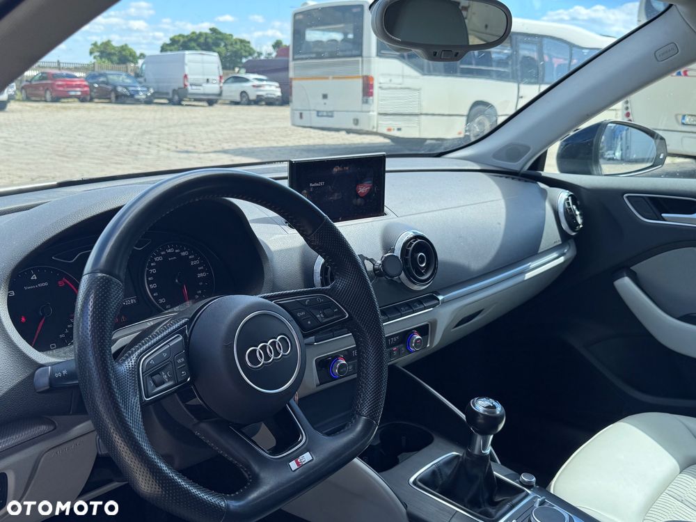 Audi A3 Sportback 1.6 TDI clean diesel Ambiente - 10
